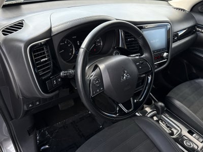 2020 Mitsubishi Outlander ES