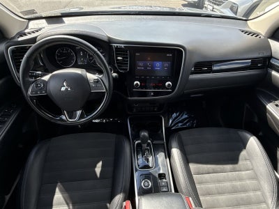 2020 Mitsubishi Outlander ES
