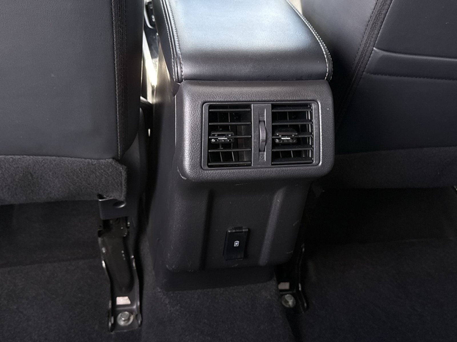 2020 Mitsubishi Outlander ES