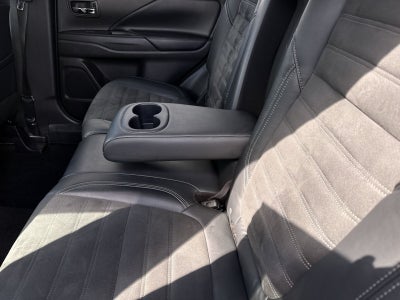 2020 Mitsubishi Outlander ES