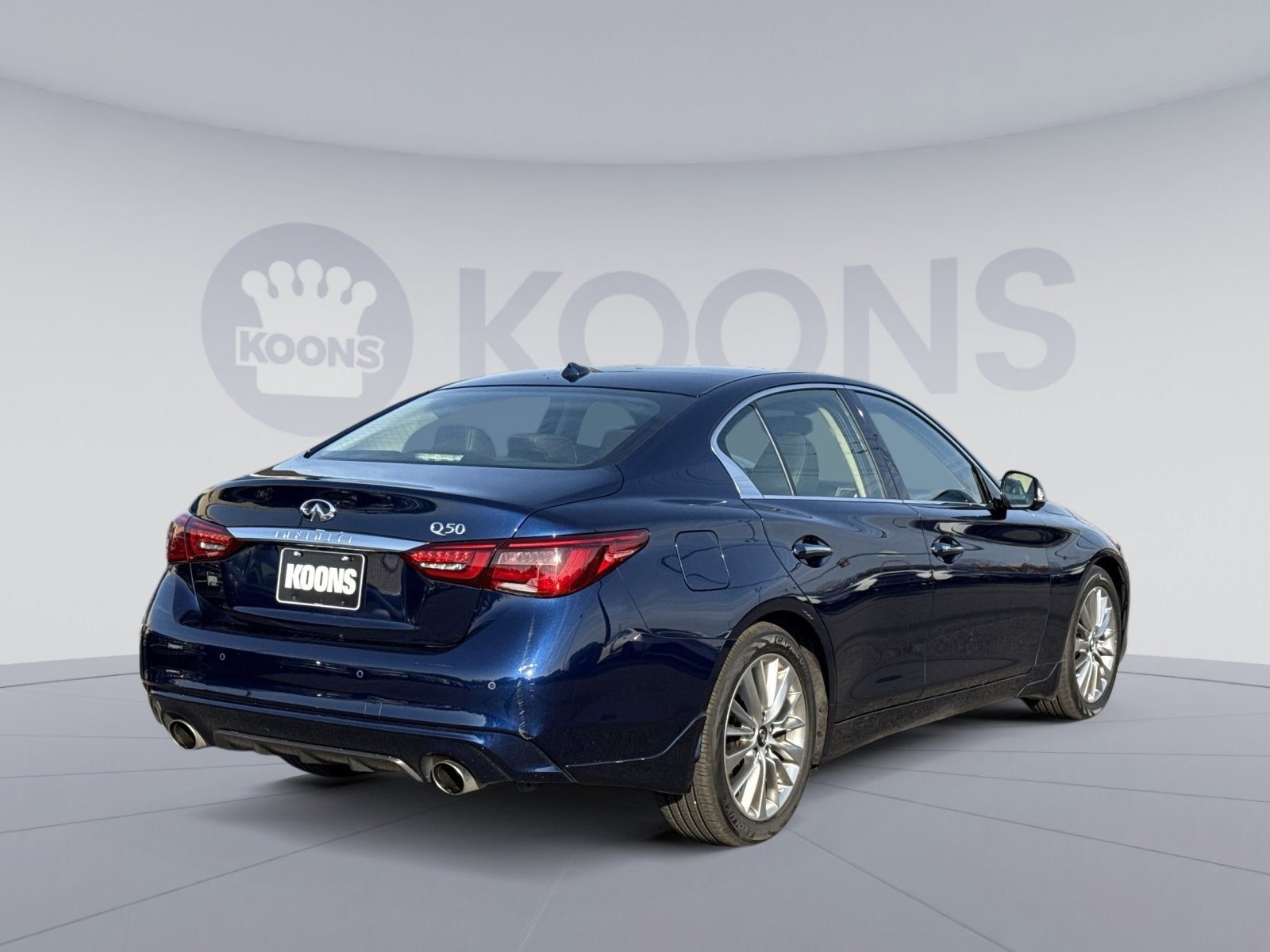 2023 INFINITI Q50 LUXE