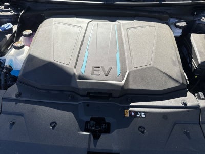 2024 Hyundai IONIQ 5 SE