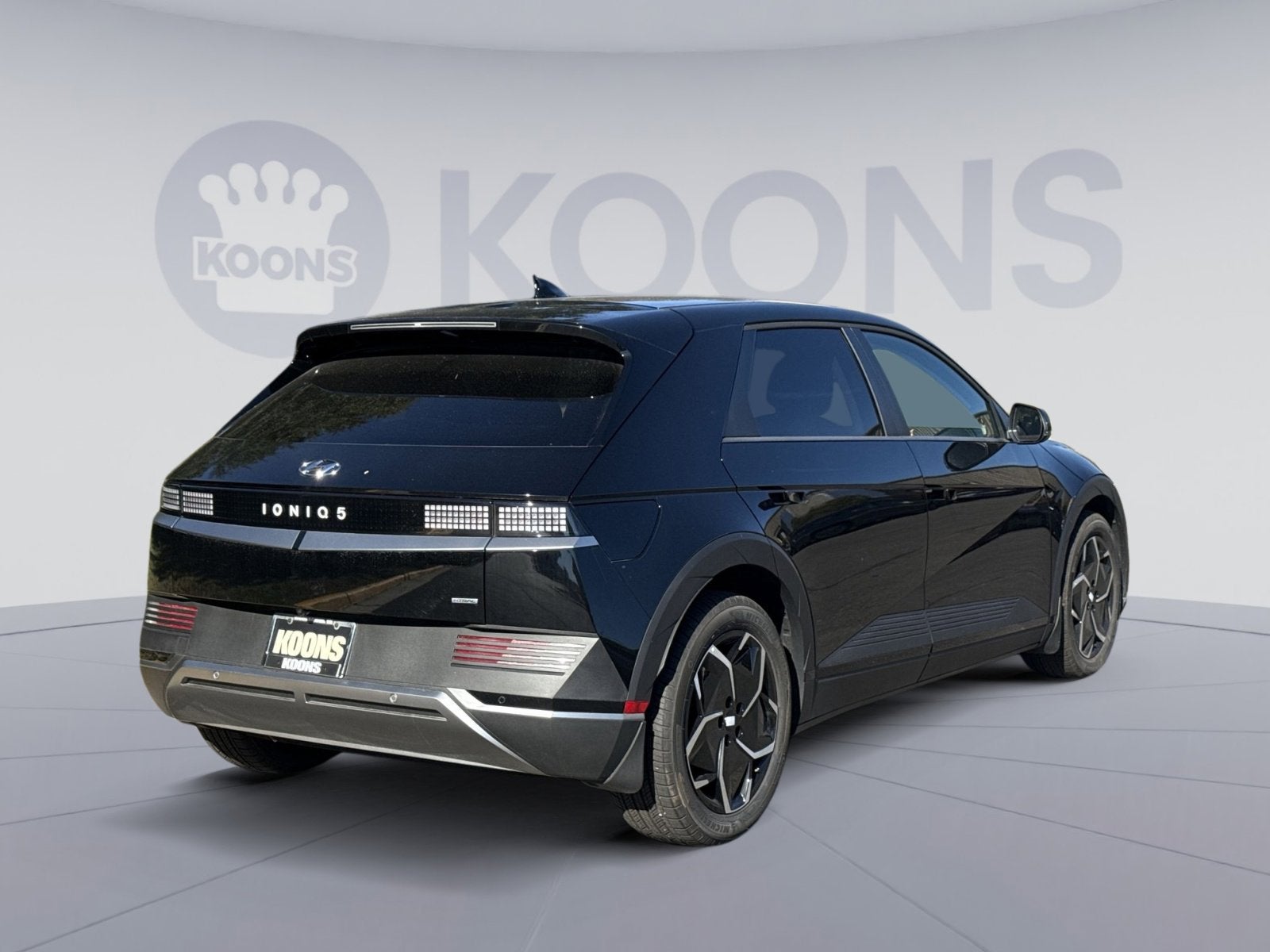 2024 Hyundai IONIQ 5 SE