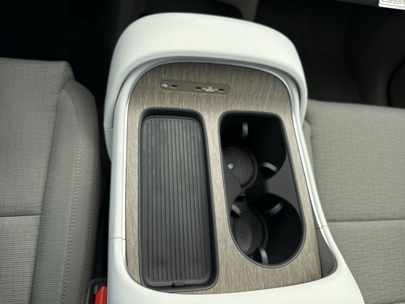 2026 Hyundai PALISADE SE