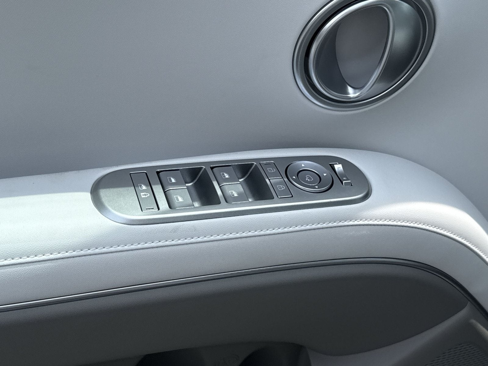 2026 Hyundai PALISADE HYBRID SEL Premium