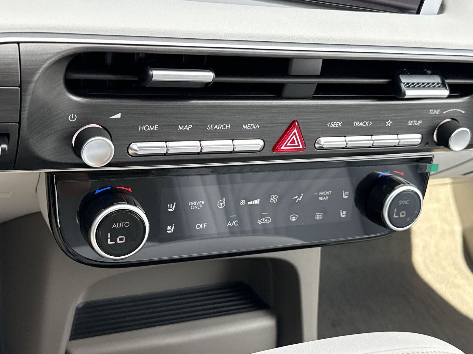 2026 Hyundai PALISADE HYBRID SEL Premium