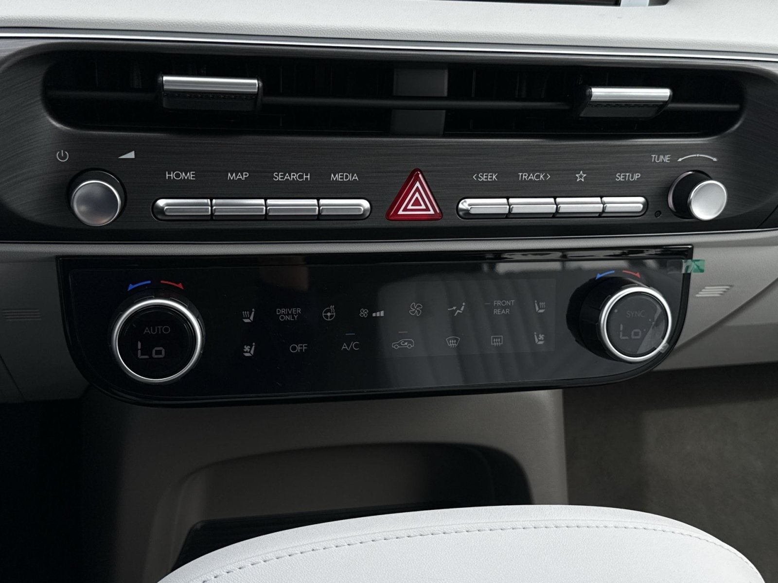 2026 Hyundai PALISADE HYBRID SEL Premium