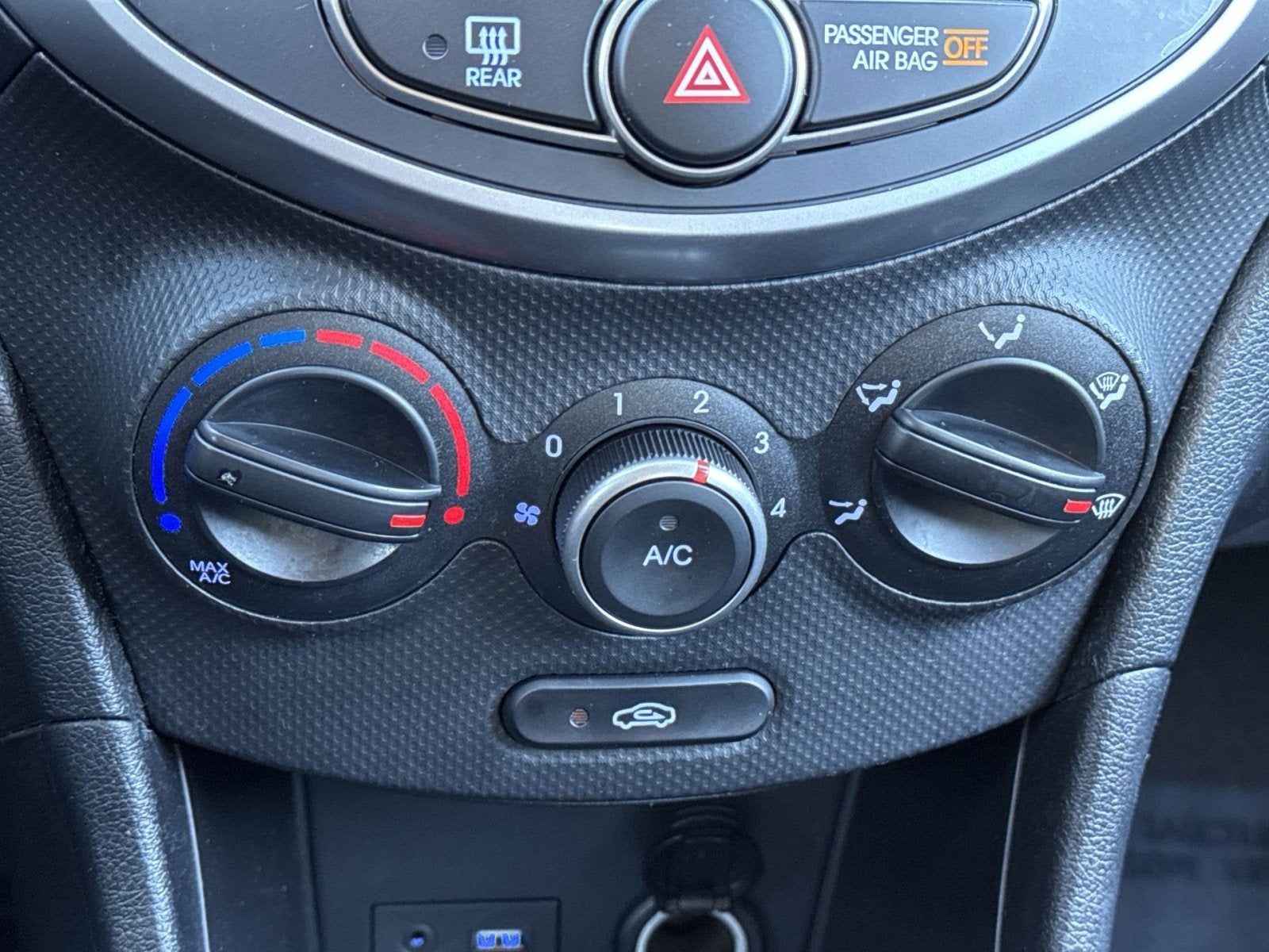 2015 Hyundai ACCENT GS