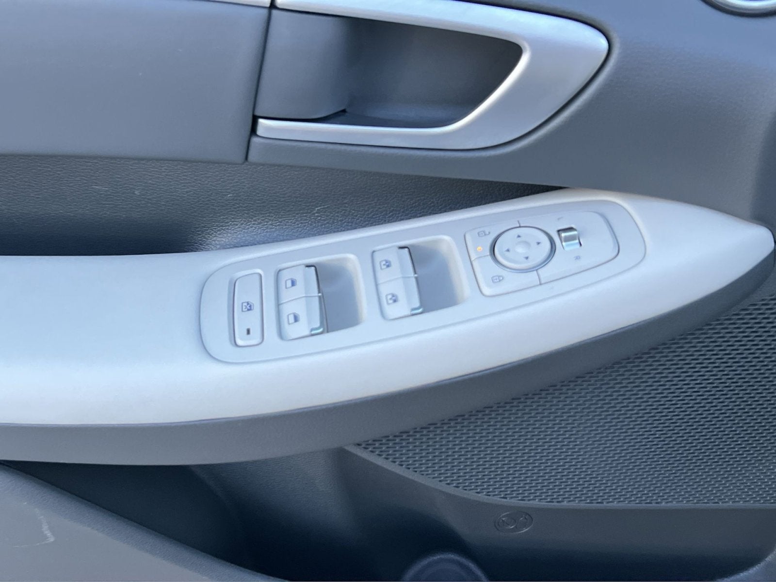 2024 Hyundai SONATA HYBRID SEL