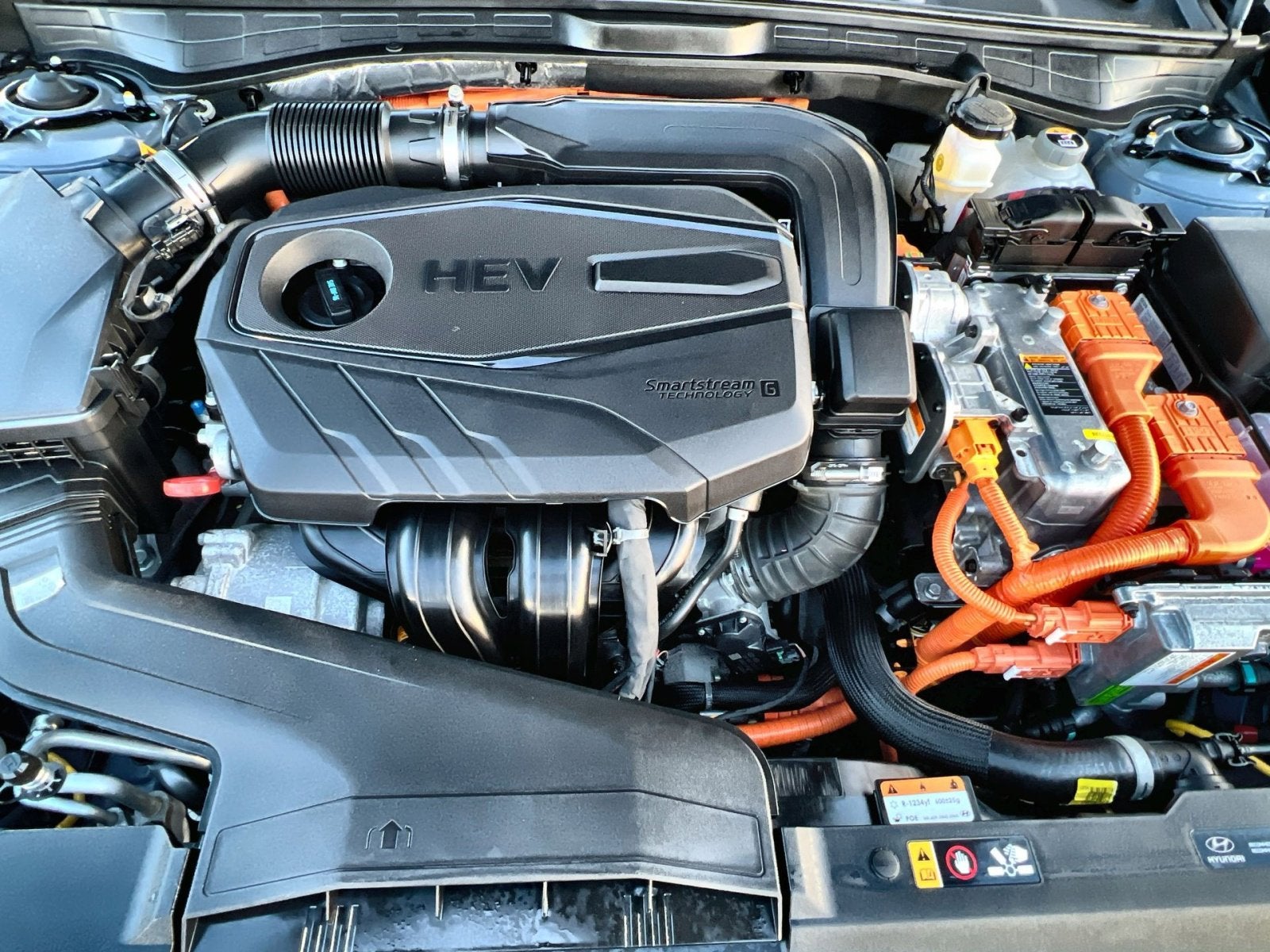 2024 Hyundai SONATA HYBRID SEL