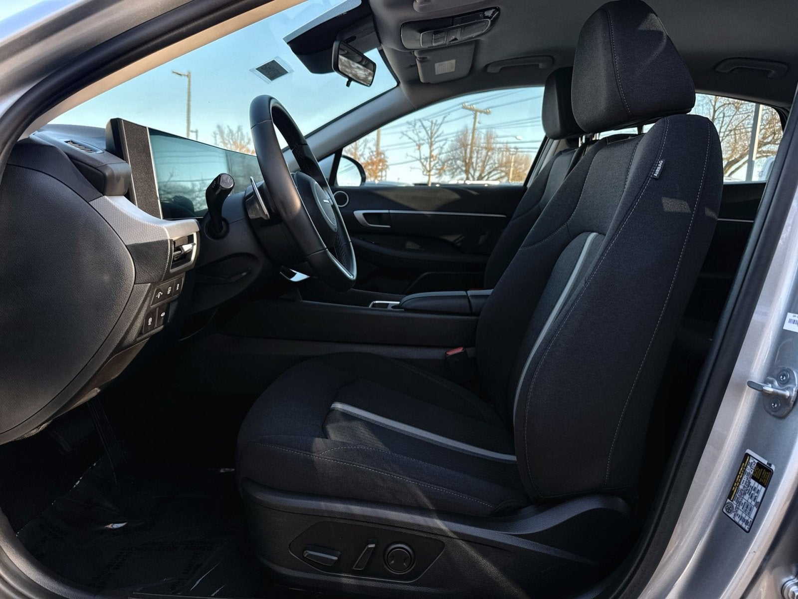 2025 Hyundai SONATA HYBRID SEL