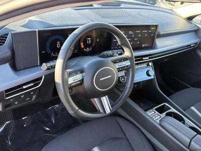2025 Hyundai SONATA HYBRID SEL