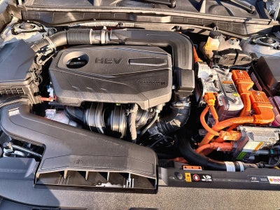 2025 Hyundai SONATA HYBRID SEL
