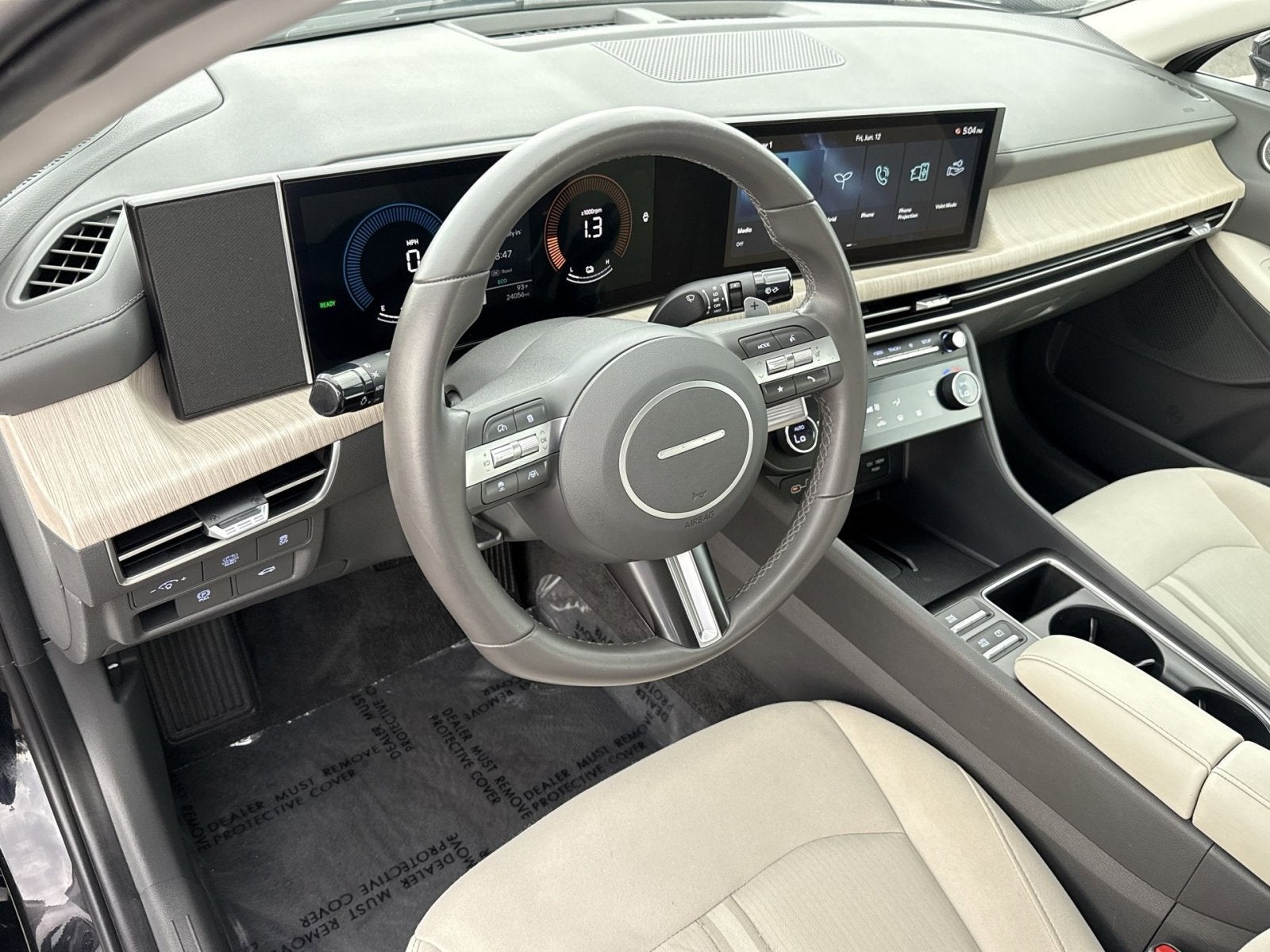 2025 Hyundai SONATA HYBRID SEL