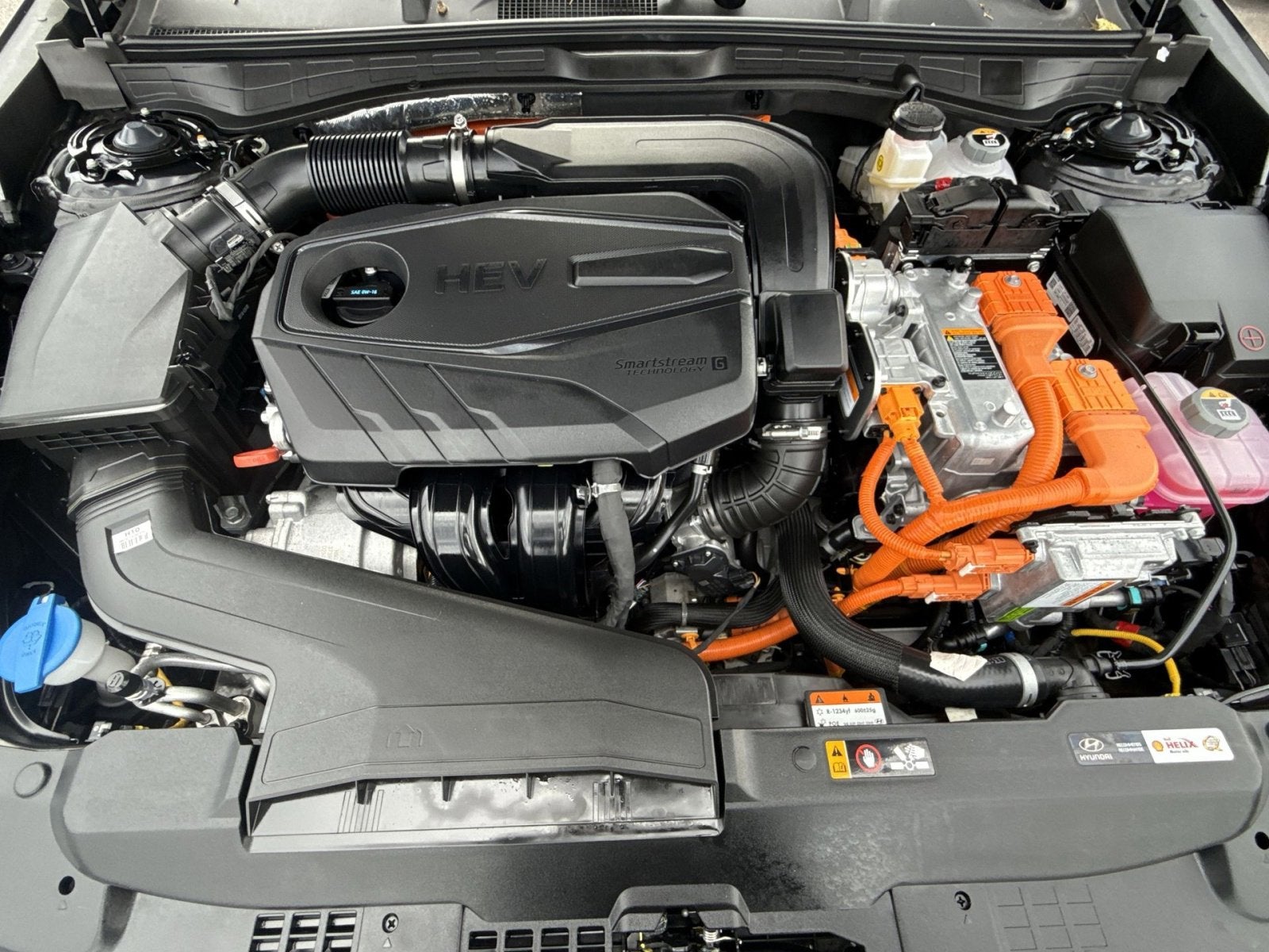 2025 Hyundai SONATA HYBRID SEL