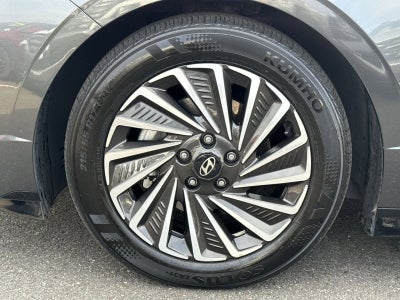 2025 Hyundai SONATA HYBRID SEL