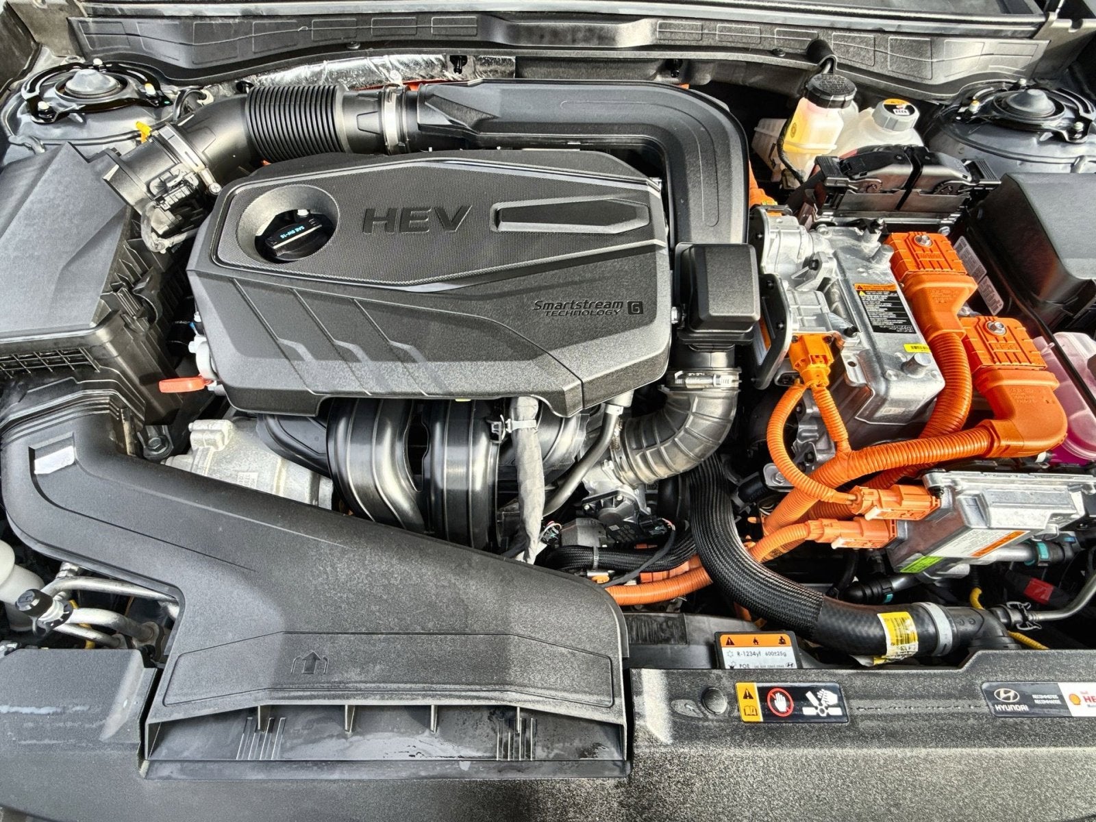 2025 Hyundai SONATA HYBRID SEL