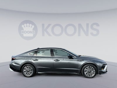 2025 Hyundai SONATA HYBRID SEL