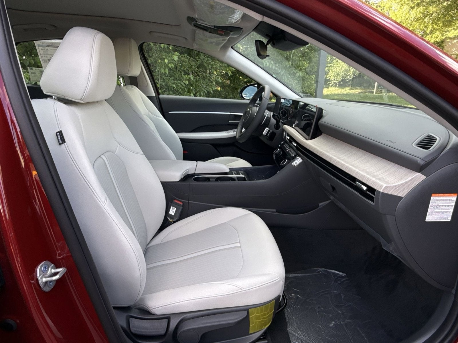 2026 Hyundai SONATA HYBRID SEL