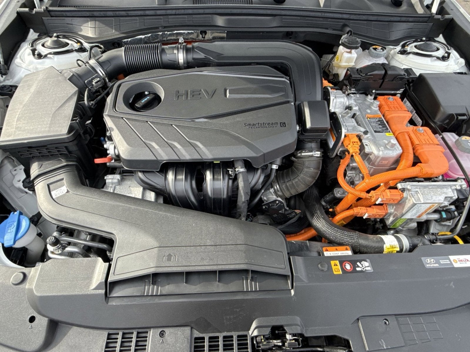 2025 Hyundai SONATA HYBRID SEL