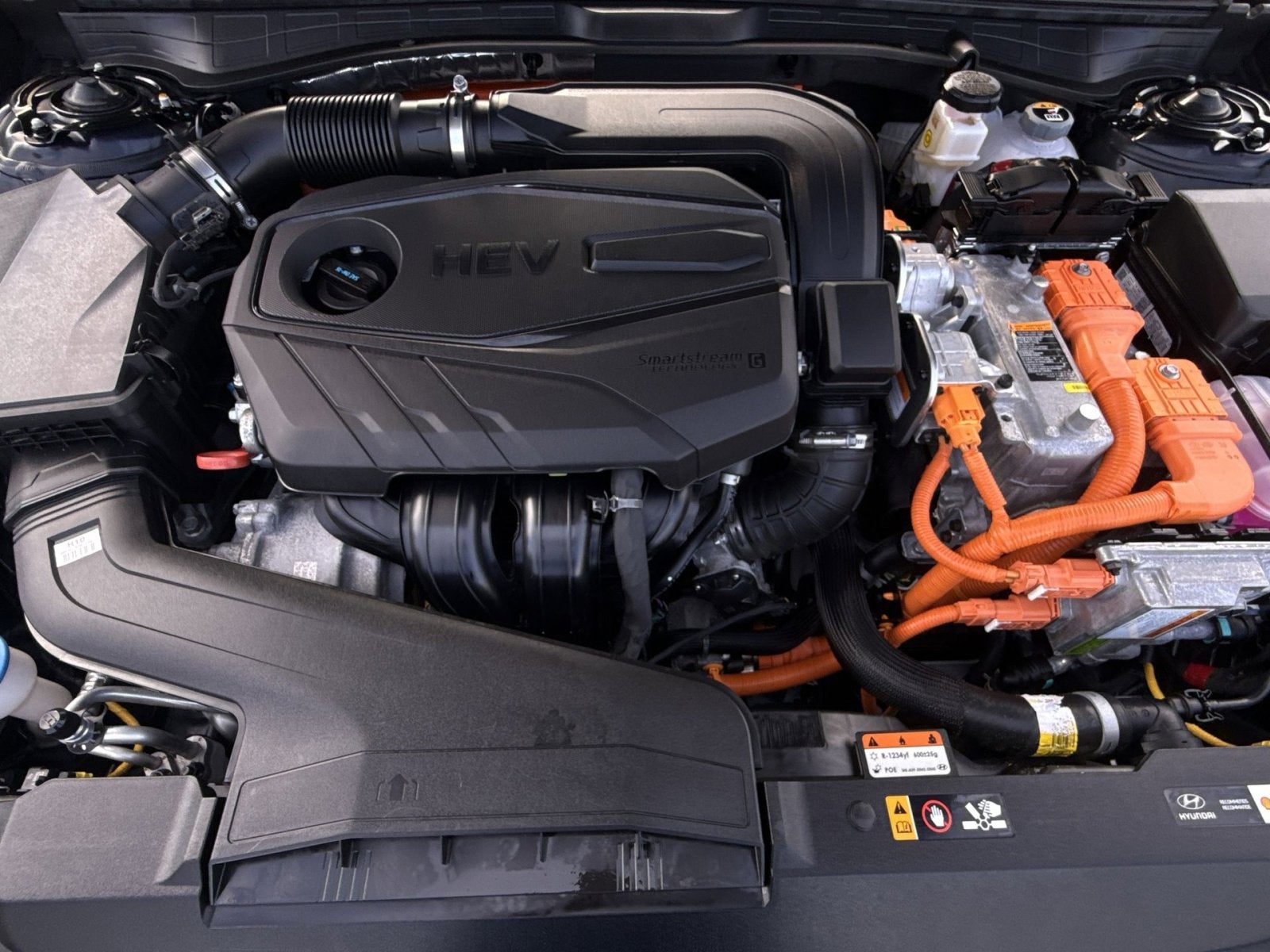 2025 Hyundai SONATA HYBRID SEL