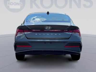 2026 Hyundai ELANTRA SE