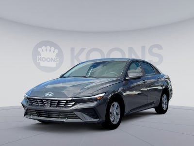 2026 Hyundai ELANTRA SE