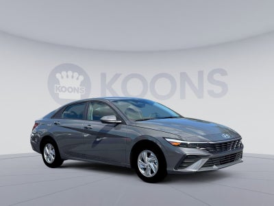 2026 Hyundai ELANTRA SE