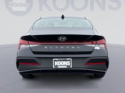 2026 Hyundai ELANTRA SE