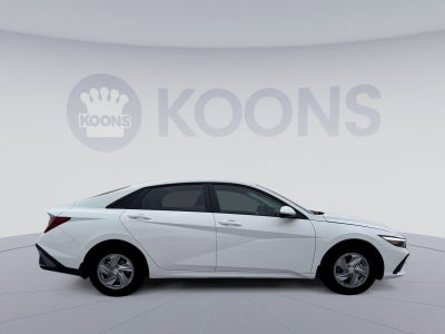 2026 Hyundai ELANTRA SE