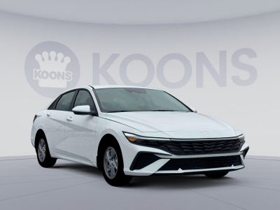 2026 Hyundai ELANTRA SE