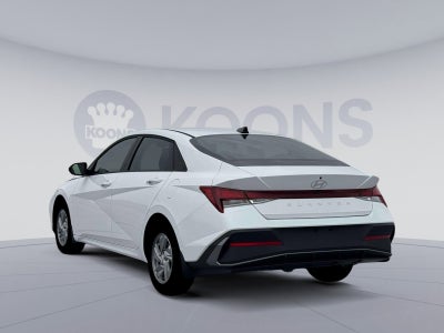 2026 Hyundai ELANTRA SE