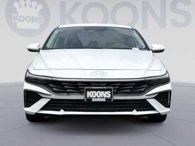 2026 Hyundai ELANTRA SE