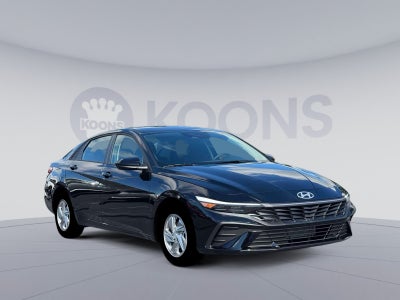 2026 Hyundai ELANTRA SE
