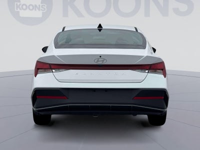 2026 Hyundai ELANTRA SE