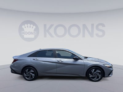 2025 Hyundai ELANTRA SEL Sport