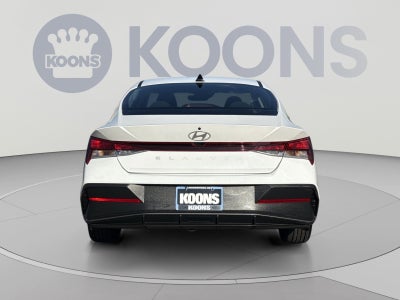 2024 Hyundai ELANTRA SEL