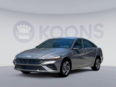 2025 Hyundai ELANTRA SEL Sport