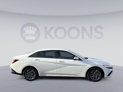 2024 Hyundai ELANTRA SEL