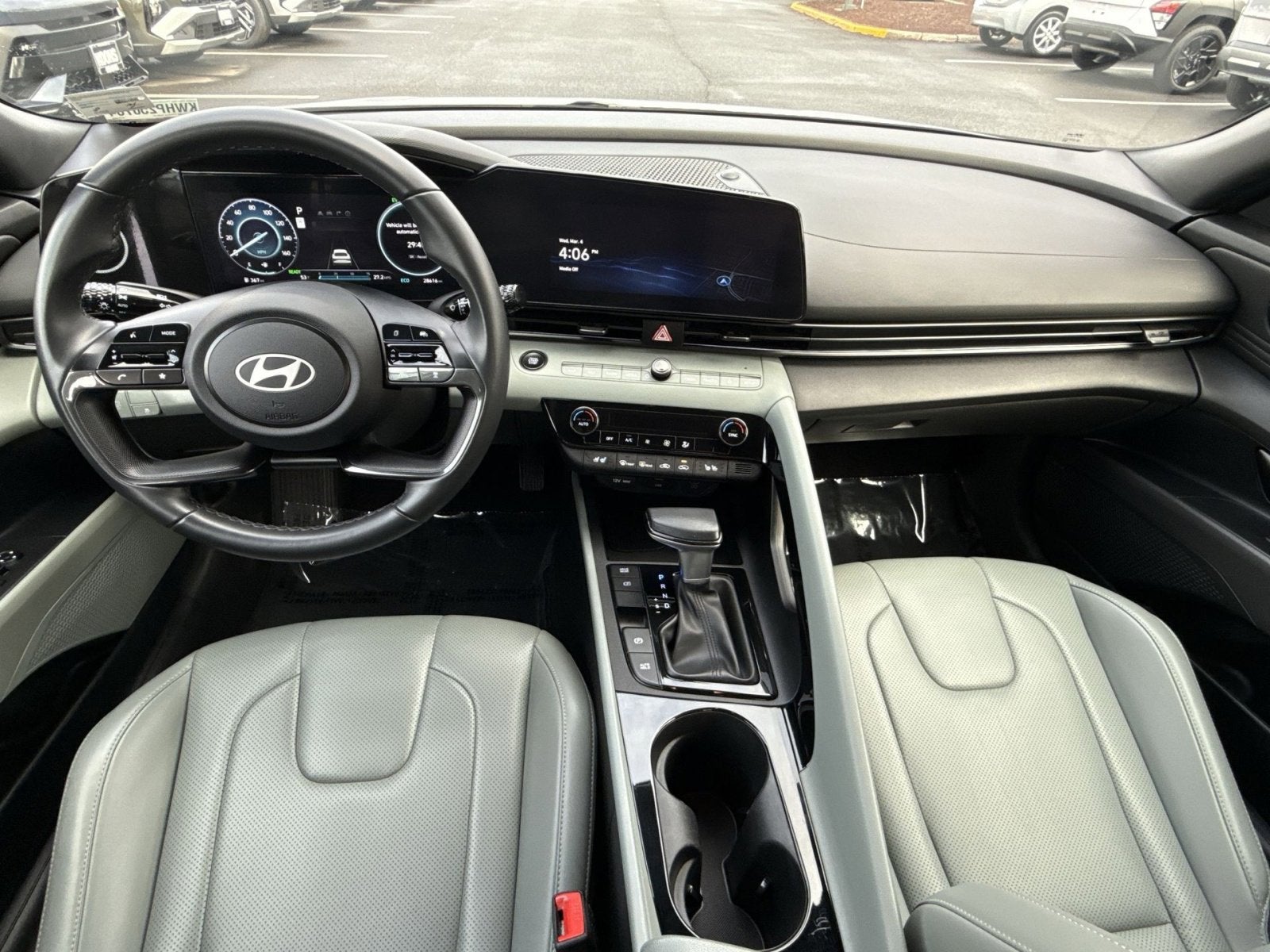 2025 Hyundai ELANTRA HYBRID Limited