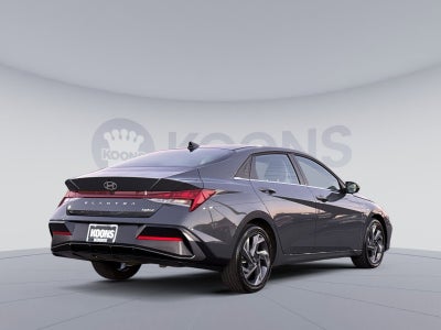 2025 Hyundai ELANTRA Limited