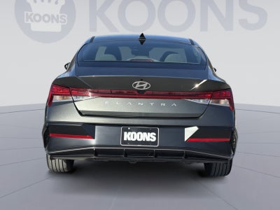 2025 Hyundai ELANTRA SEL Convenience