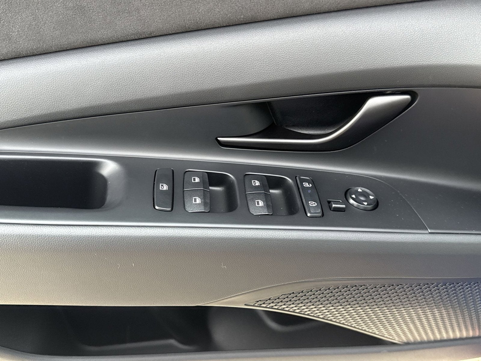 2025 Hyundai ELANTRA N Base