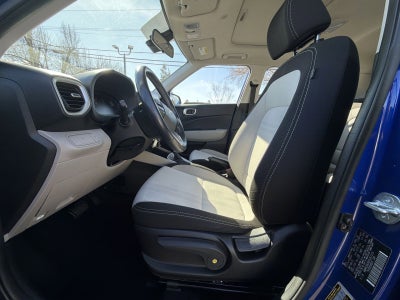 2023 Hyundai VENUE SEL