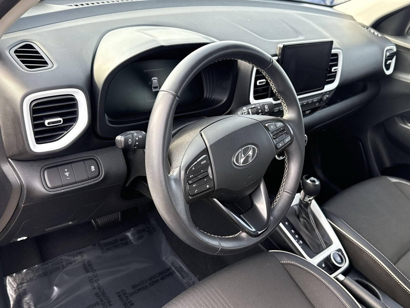 2024 Hyundai VENUE Limited