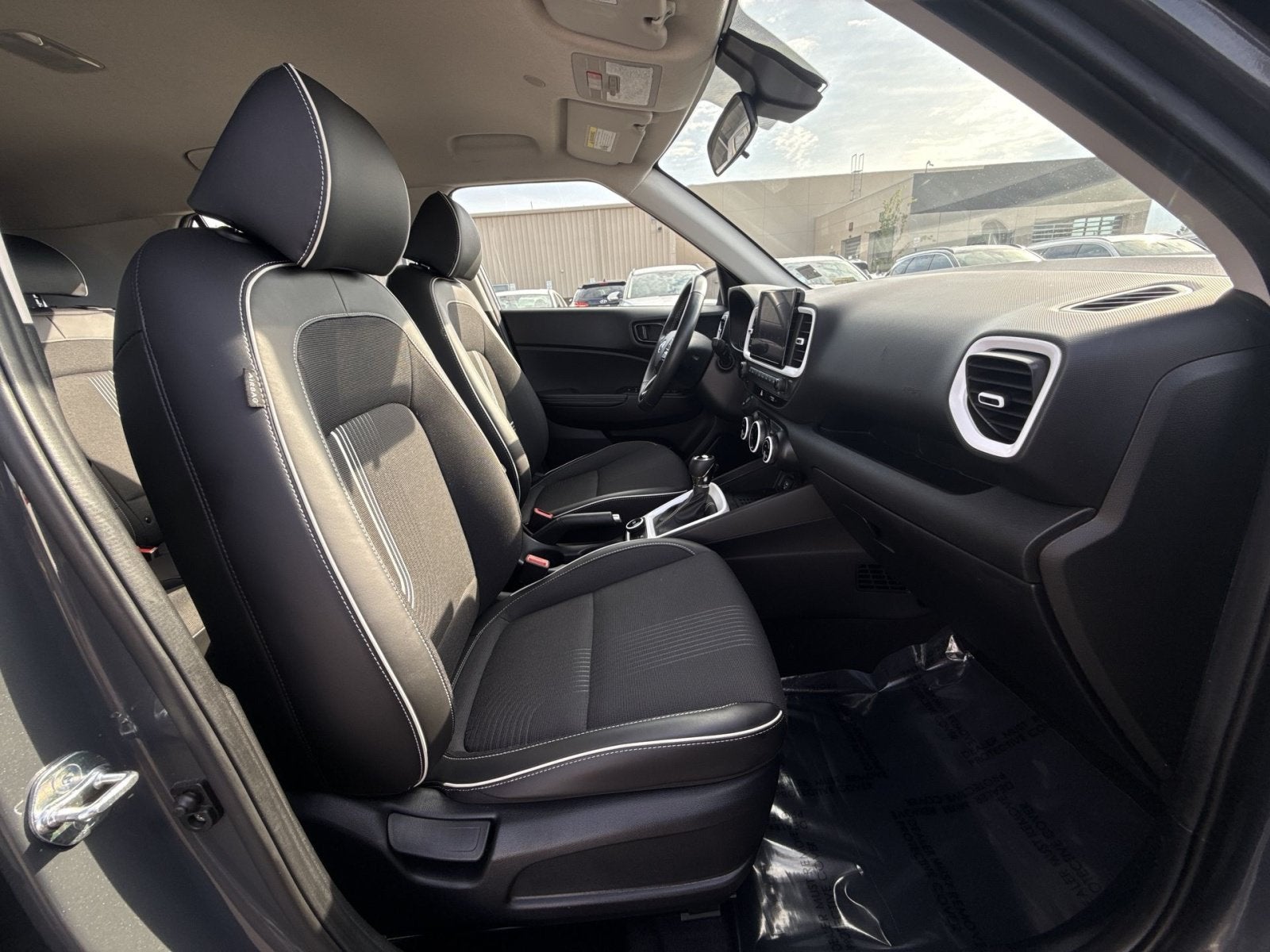 2024 Hyundai VENUE Limited