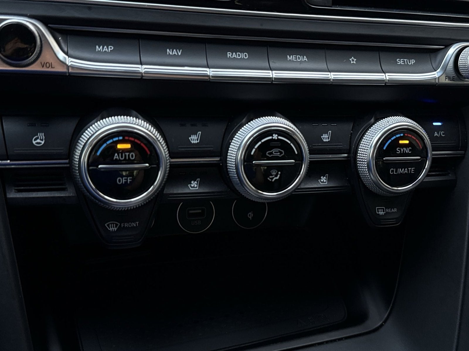 2023 Genesis G70 3.3T