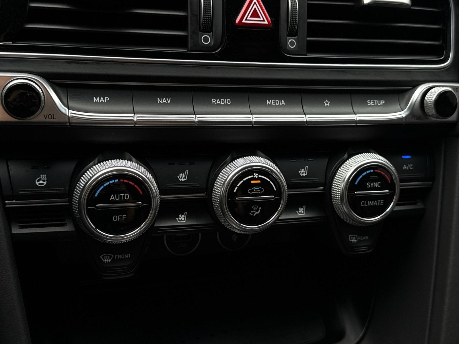 2023 Genesis G70 3.3T