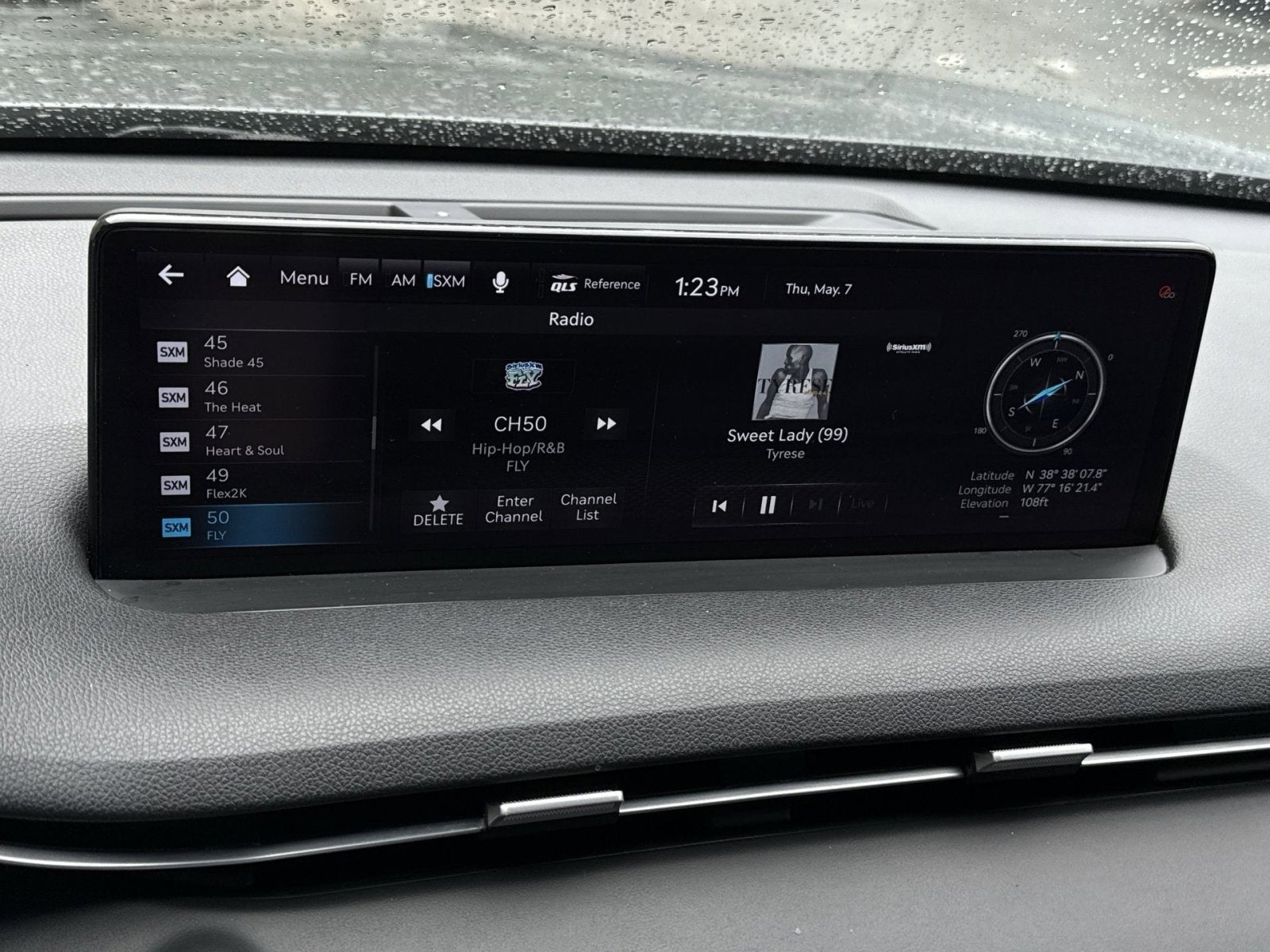 2022 Genesis GV70 2.5T