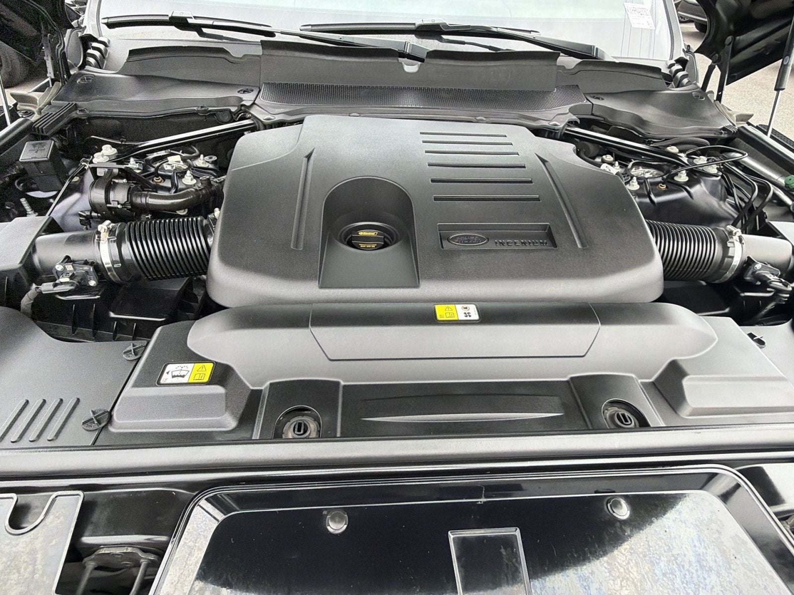 2022 Land Rover Range Rover Sport HSE Silver Edition